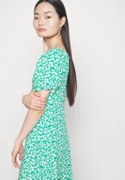 Blusenkleid - Green/white -Even&Odd 1b5d757c0ef74ca18eb0abc33e648ee3