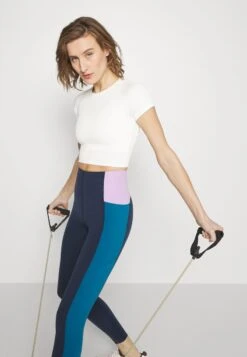 T-Shirt Basic - Cloud Dancer 9 T-Shirt Basic - Cloud Dancer -Even&Odd 25b7f16453d741f392c13ff45ce91e53