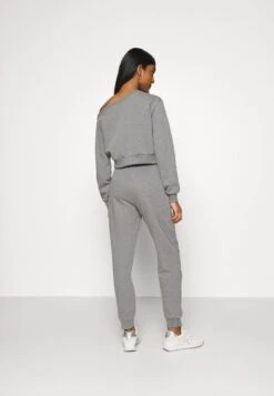 Even&Odd Off Shoulder&Jogger Set - Sweatshirt - Mottled Grey -Even&Odd 36c41b8f7f2d4d87a7288a52efe8a6bf